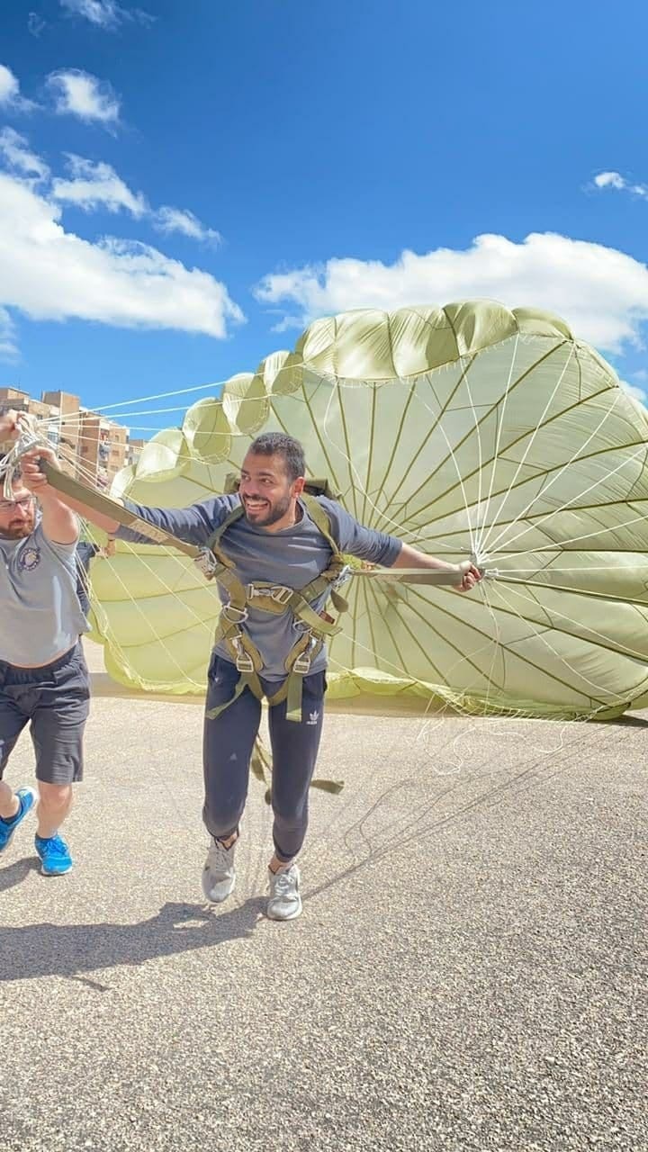 Parachute jump experience